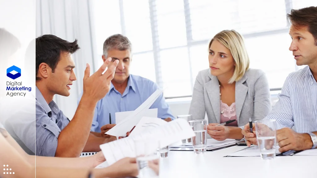 عدم ایجاد رابطه ی درست با مشتری